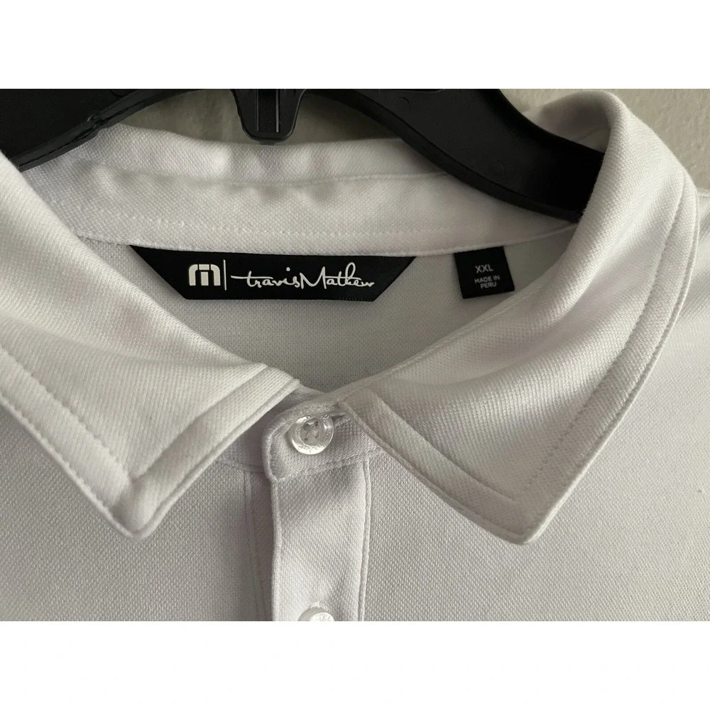 Travis Mathew Polo Collared Shirt White Blue Striped Mens 2XL Short Sleeve Golf
